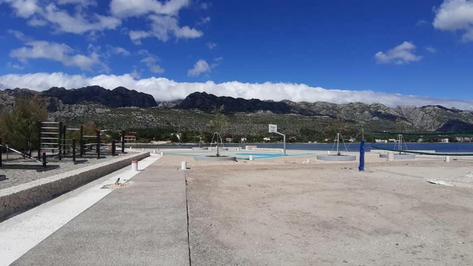 Apartments Zile Starigrad Paklenica Exterior photo